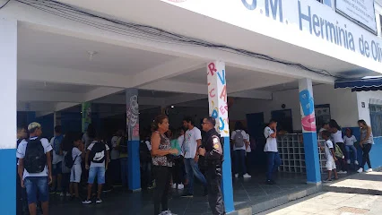 Fachada da C.M Hermínia de Oliveira Mattos