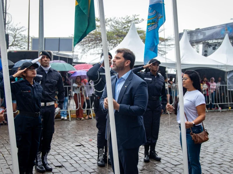 Desfile Cívico no Centro encerra celebrações da Semana da Pátria 2025