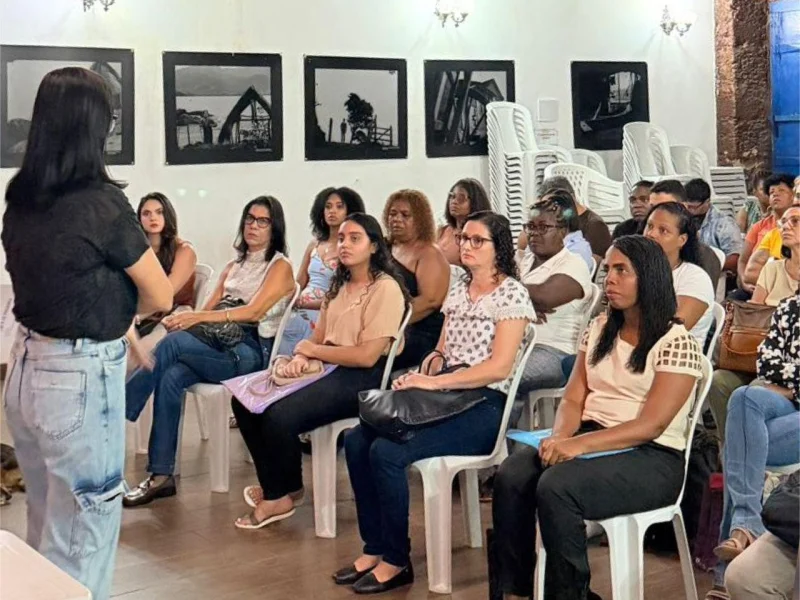 Prefeitura de Mangaratiba empossa 24 professores para a rede municipal